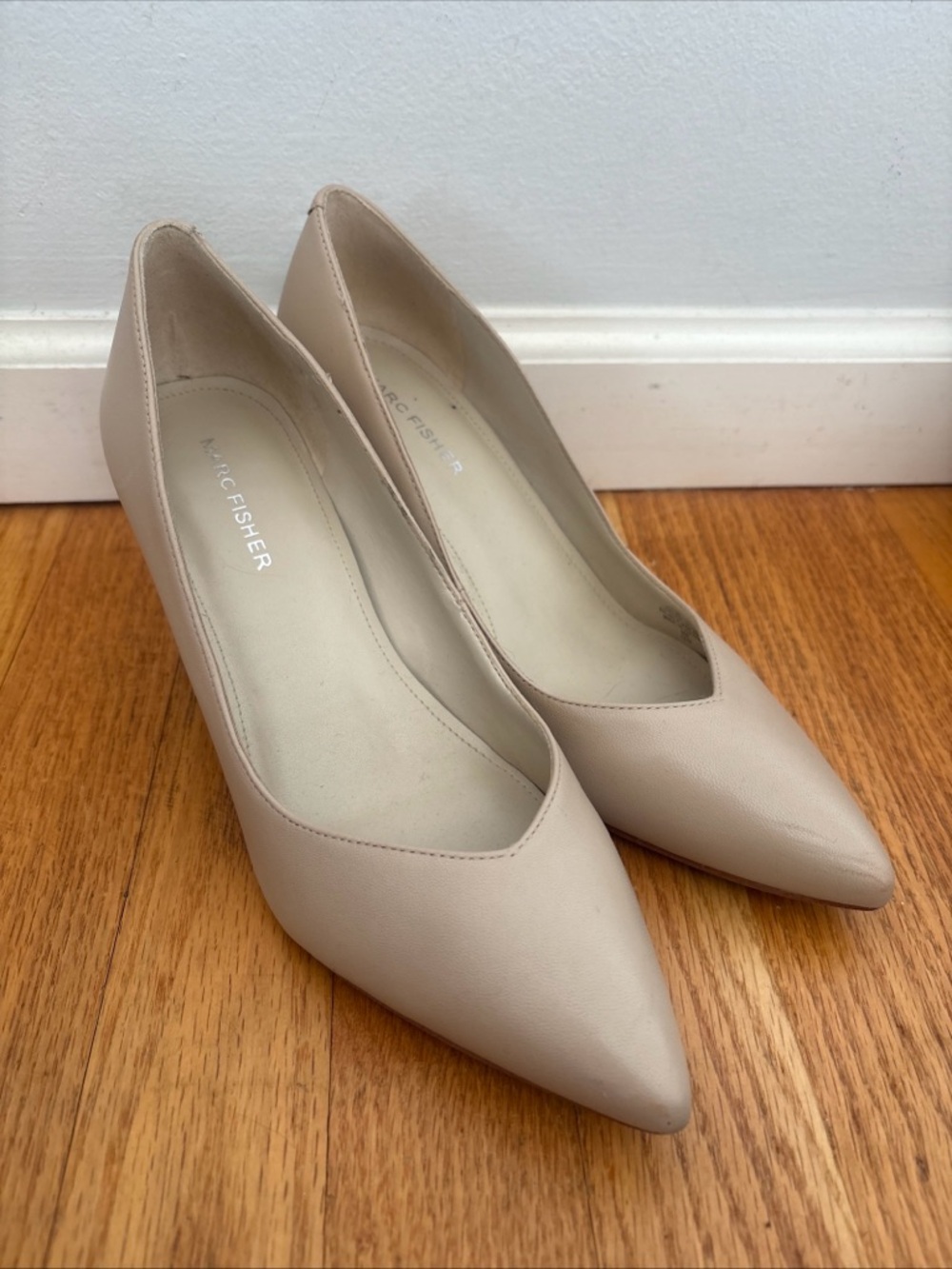 Marc Fisher Women's Caitlin Slip-On Block Heel Pumps Size 7.5 M